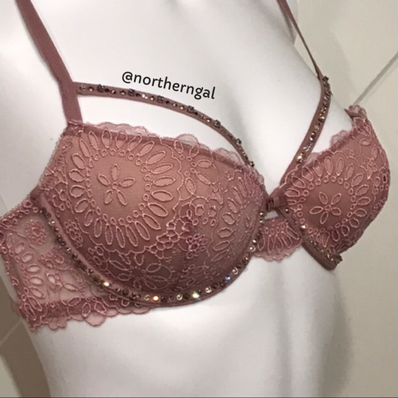 Victoria's Secret Designer 3 Piece Lingerie Set - Picture 11 of 16